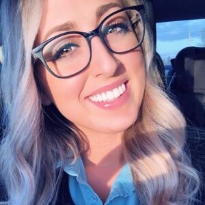 Meet your Posher, Megan